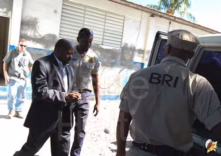 Cựu thống đốc Ngân hàng trung ương Haiti bị bắn chết ảnh 1