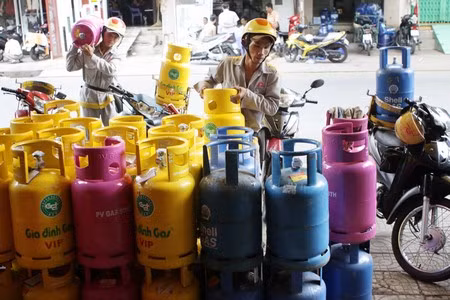 Giá gas giảm 16.000 đồng/bình ảnh 1