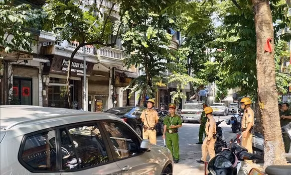 Phố cổ Hà Nội: Giải bài toán dừng, đỗ xe từ nhu cầu thực tế