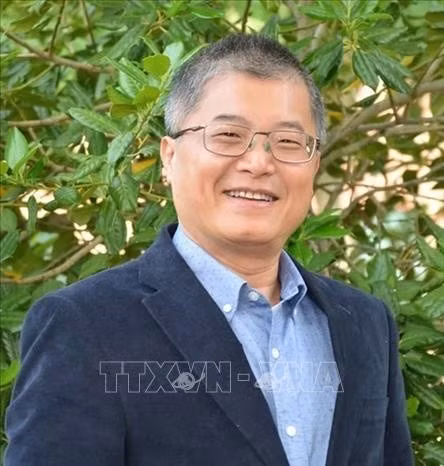 Tiến sĩ David Ho, nhà sáng lập, Chủ tịch kiêm Giám đốc khoa học của Công ty công nghệ sinh học HeMemics Biotechnologies Inc. tại bang Maryland (Hoa Kỳ). Ảnh: TTXVN phát