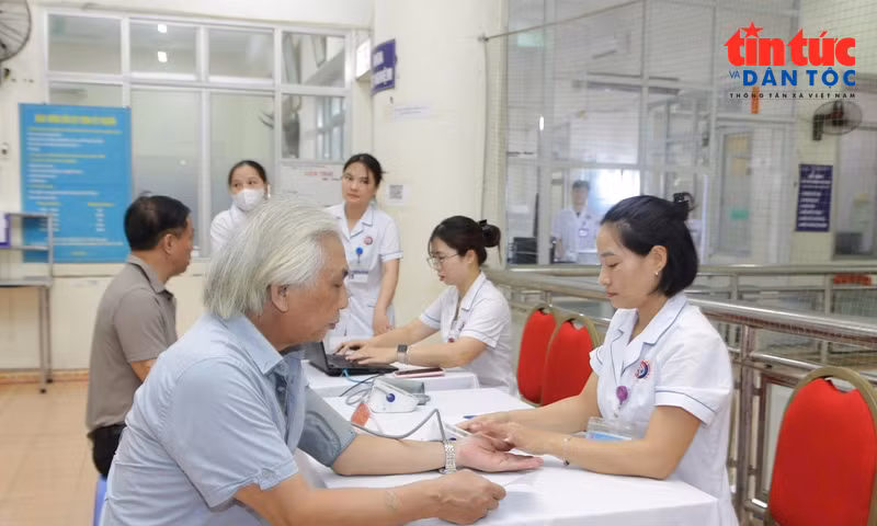 Để người cao tuổi không là ‘gánh nặng’