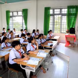 Đổi mới quản trị giáo dục, thu hẹp khoảng cách vùng miền
