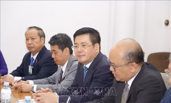 Nâng tầm hợp tác nghị viện, kết nối hai cửa ngõ Á - Phi