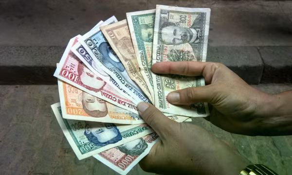 Cuba cấp phép cho công ty Tây Ban Nha cung cấp dịch vụ chuyển tiền