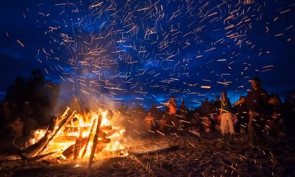Israel: Hàng nghìn người đổ về Núi Meron dịp Lễ Lag Ba’omer bất chấp các lo ngại về an ninh