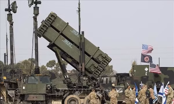 Nhiều nước châu Âu từ chối gửi quân tới Ukraine, chọn hướng hành động khác
