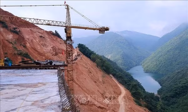 Lãnh đạo Phú Thọ đôn đốc tiến độ các dự án giao thông trọng điểm