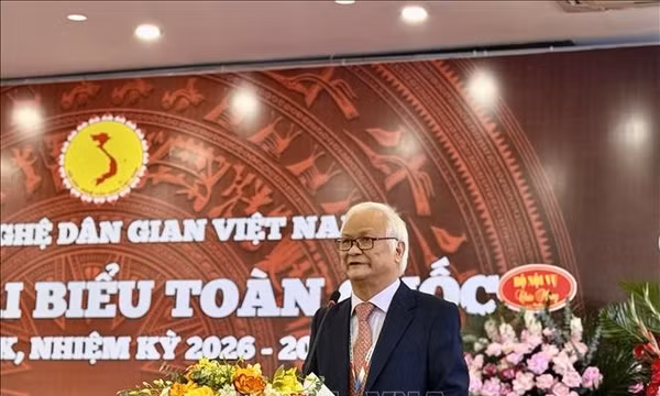 GS.TS Lê Hồng Lý tái đắc cử Chủ tịch Hội Văn nghệ dân gian Việt Nam