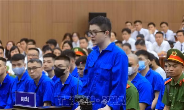 Xét xử vụ án Phó Đức Nam và 187 đồng phạm