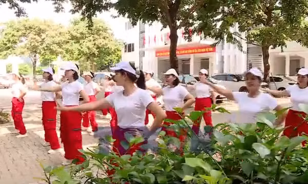 Phụ nữ khỏe đẹp để tự tin tỏa sáng