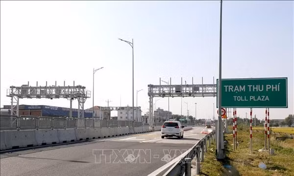 Thu gần 3.200 tỷ đồng phí sử dụng đường bộ cao tốc