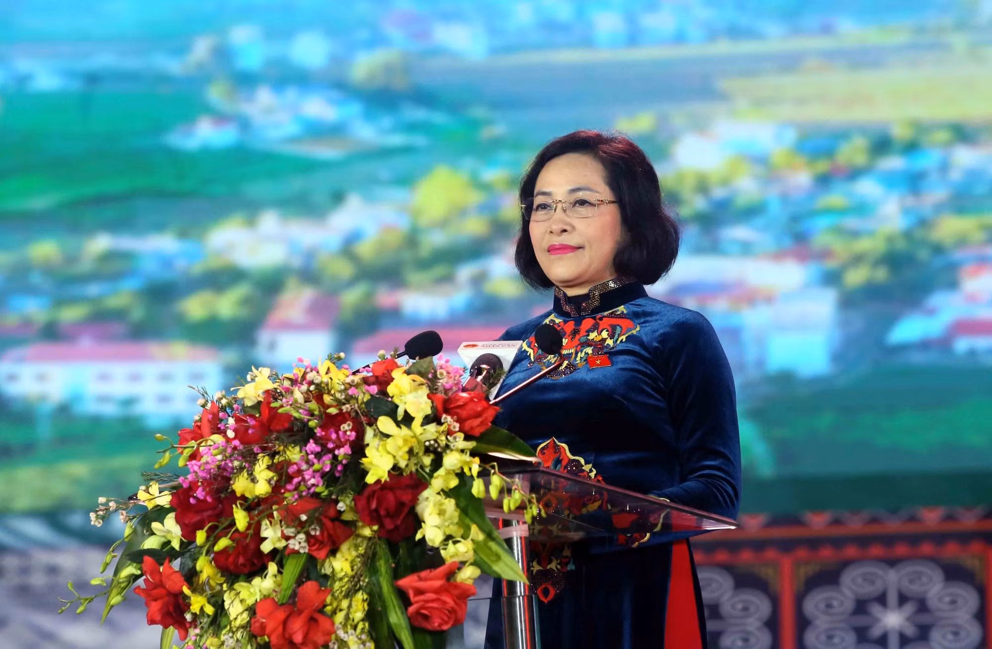 potal-le-cong-bo-nghi-quyet-ve-thanh-lap-thi-xa-moc-chau-tinh-son-la-7814559.jpg