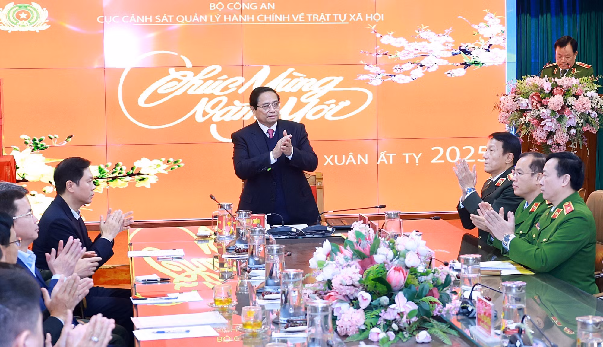potal-thu-tuong-pham-minh-chinh-chuc-tet-luc-luong-cand-7828580.jpg