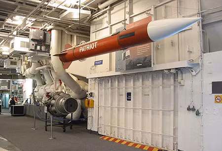 Mỹ bán 60 quả tên lửa Patriot cho Kuwait ảnh 1