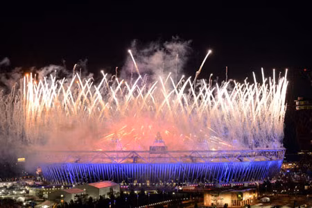 Tưng bừng những màn pháo hoa khai mạc Olympic 2012 ảnh 9