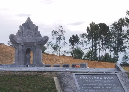 Khánh thành đài tưởng niệm liệt sỹ ngành giao thông ảnh 1