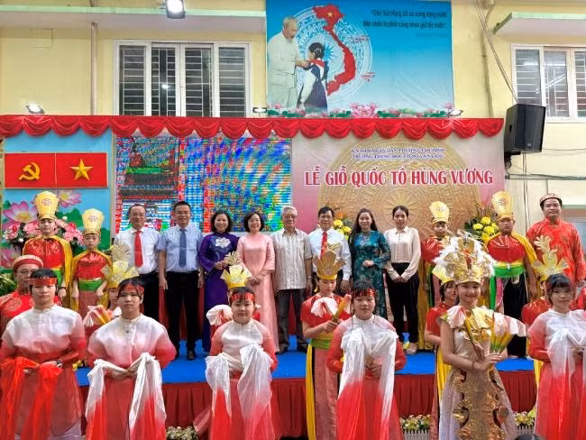 Đa dạng hoạt động trải nghiệm dịp Giỗ Tổ Hùng Vương trong học đường