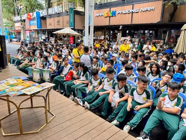 Lan tỏa văn hóa đọc từ "Ngày hội Vui học cùng sách"