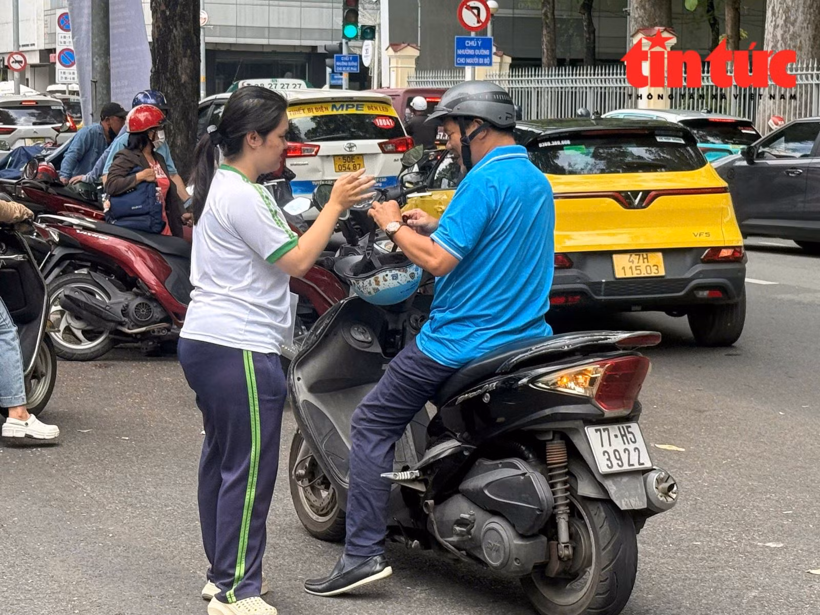 Chú thích ảnh