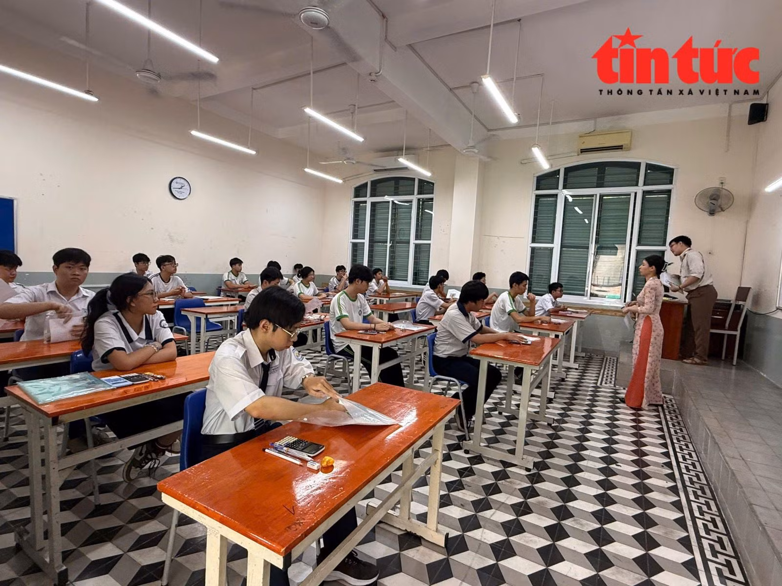 Chú thích ảnh