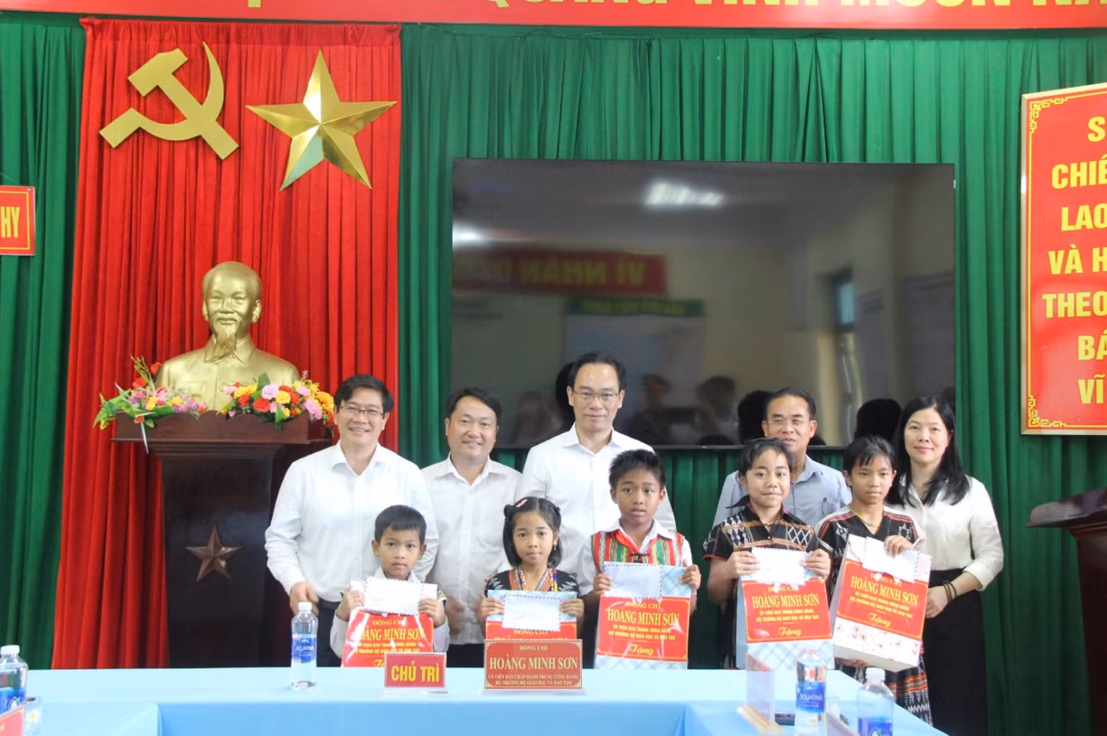 Chú thích ảnh
