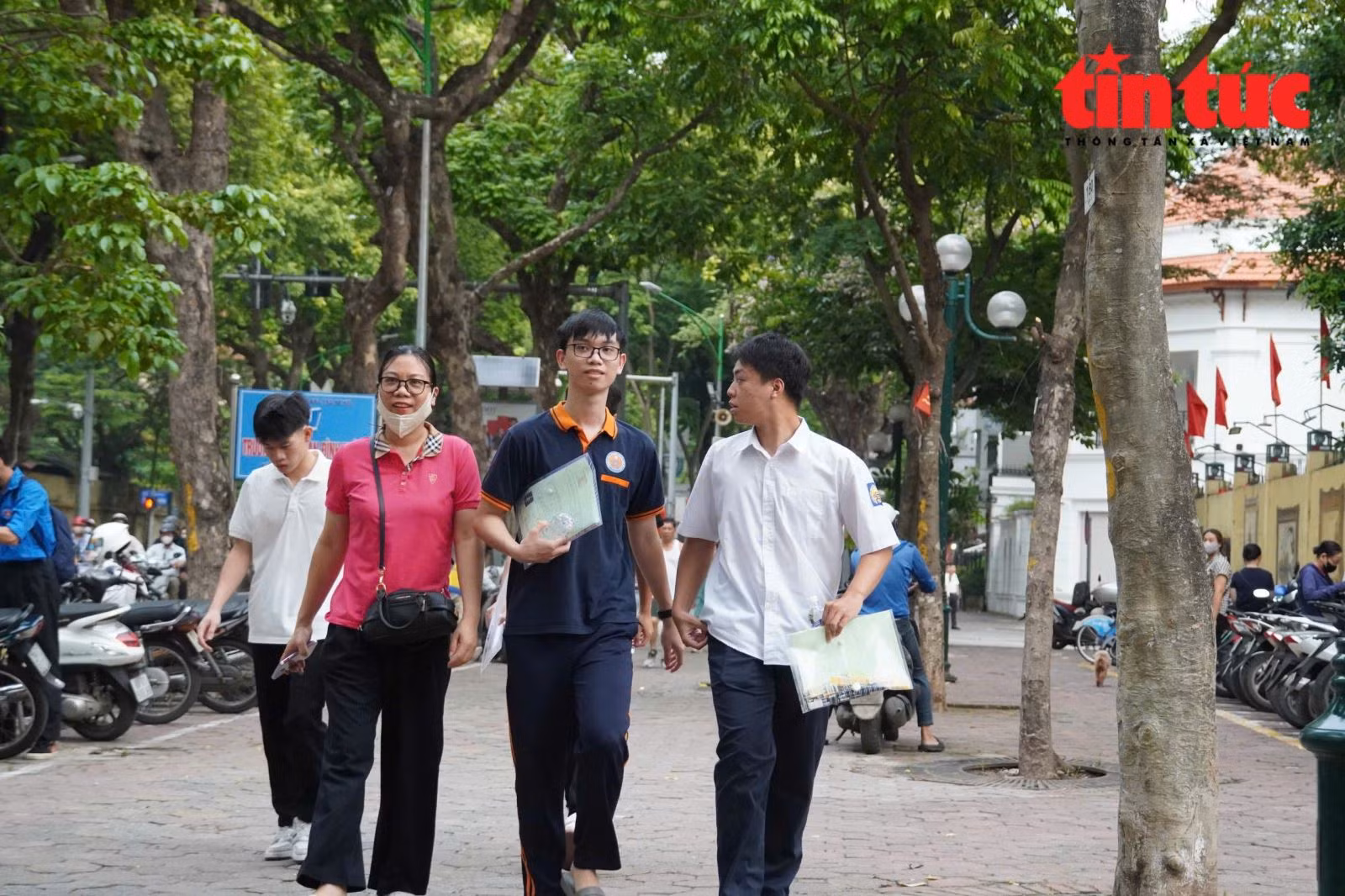 Chú thích ảnh