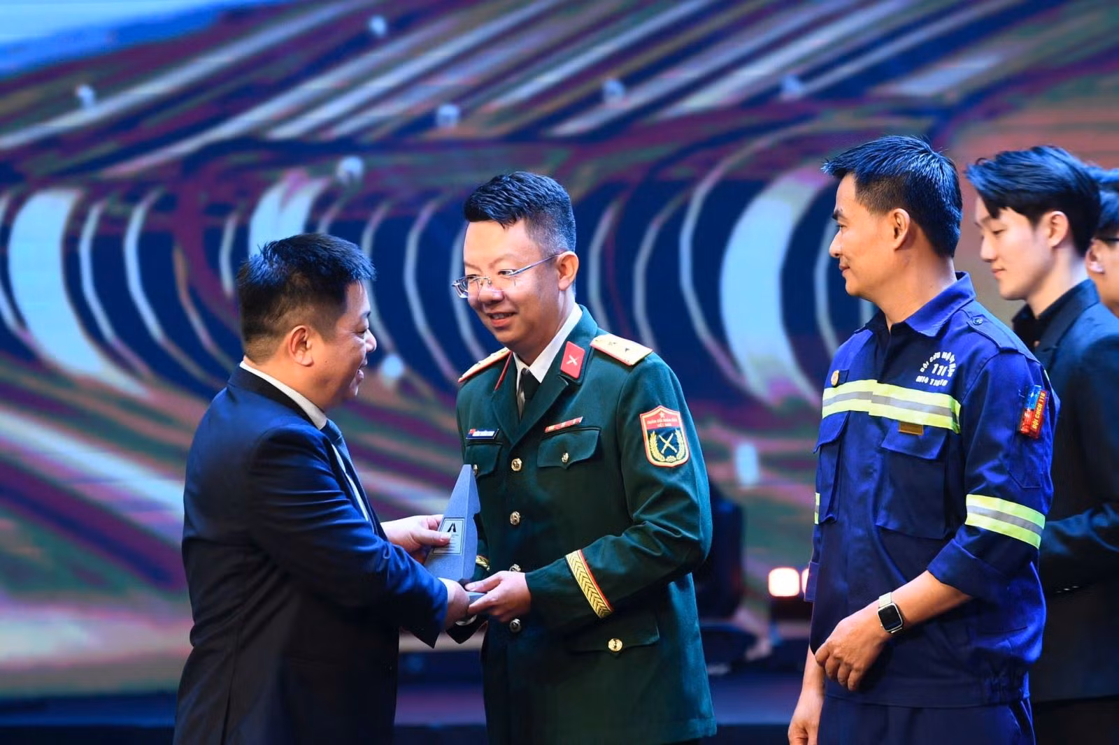Chú thích ảnh