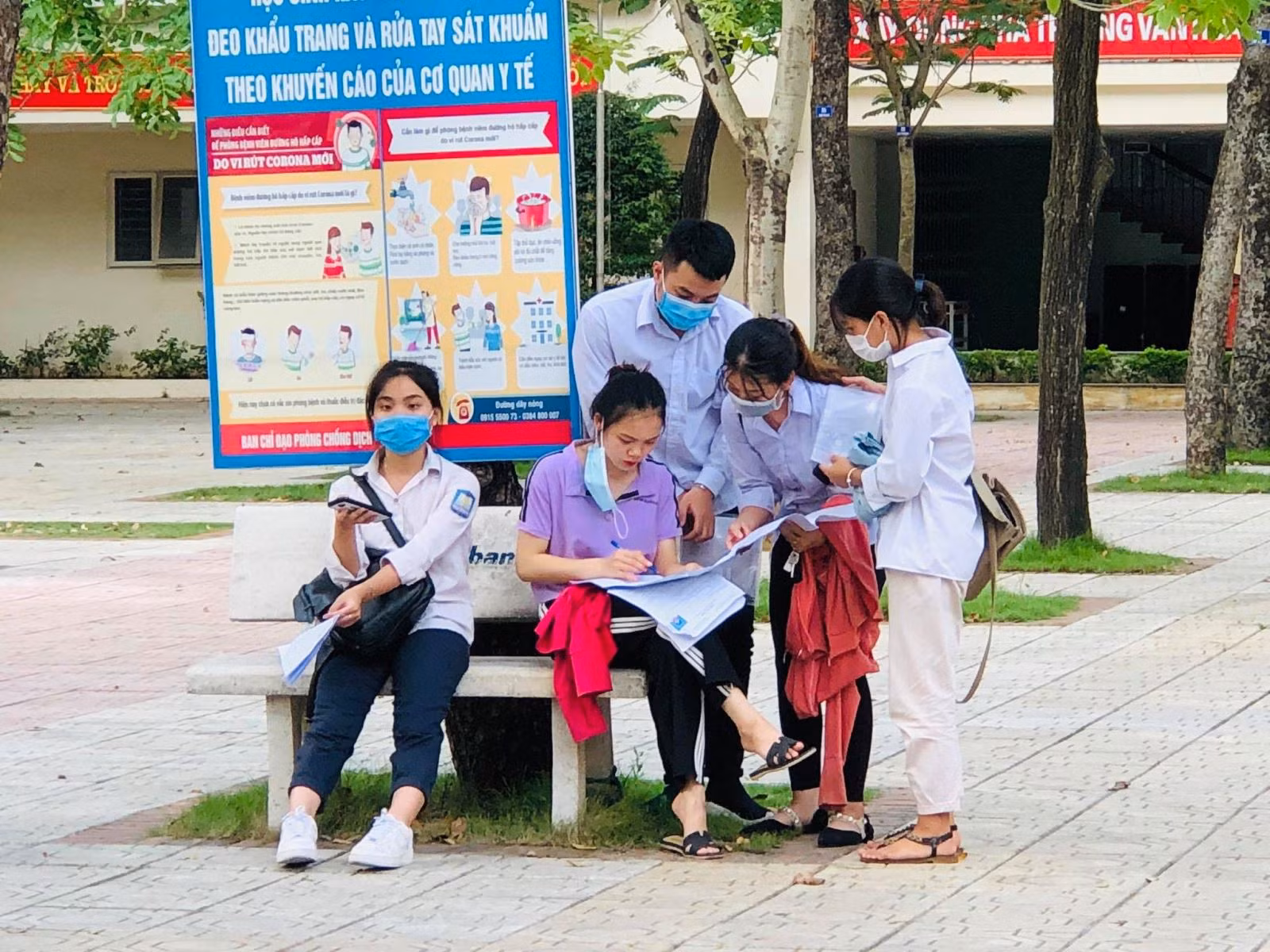 Chú thích ảnh