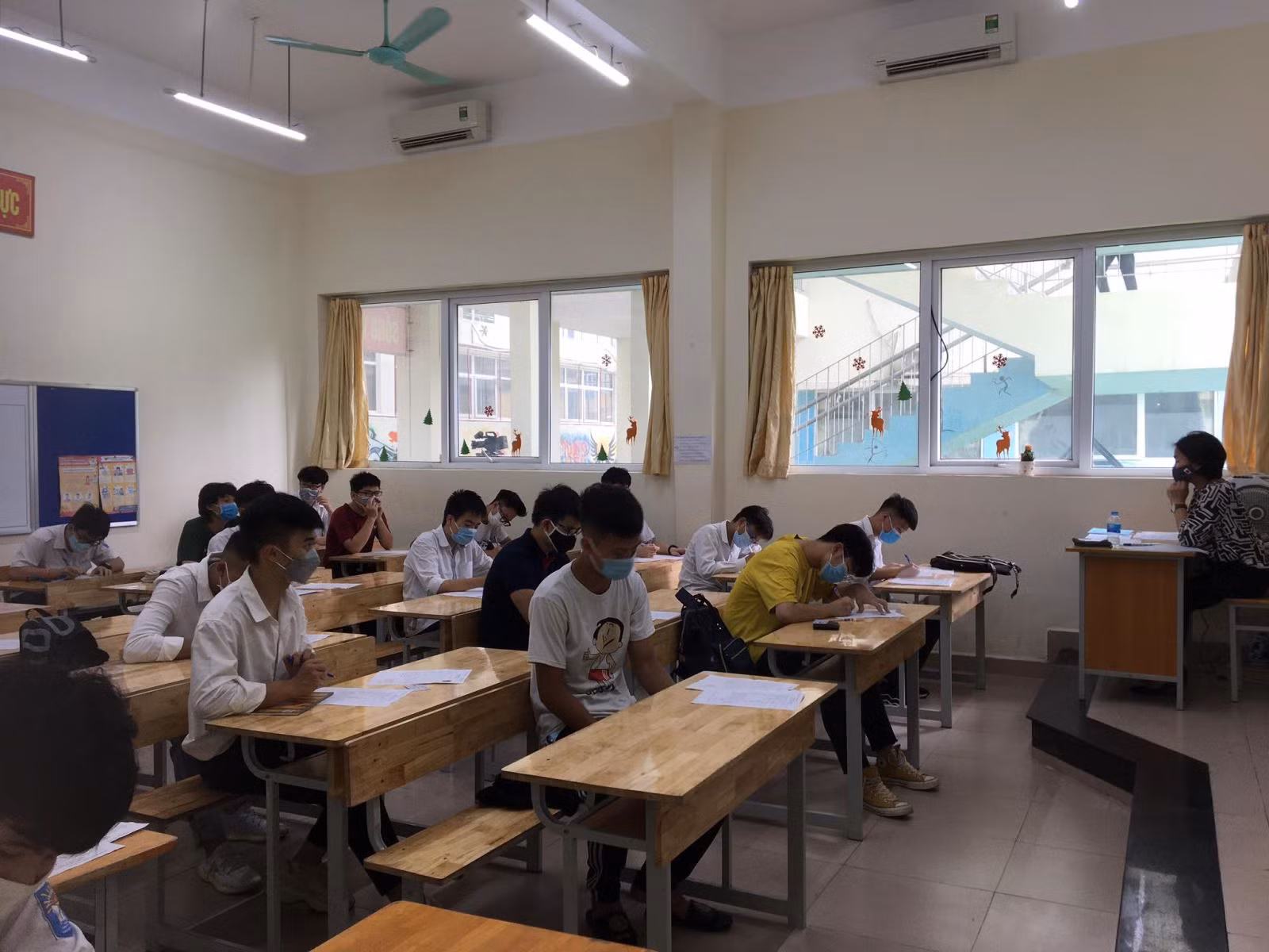 Chú thích ảnh