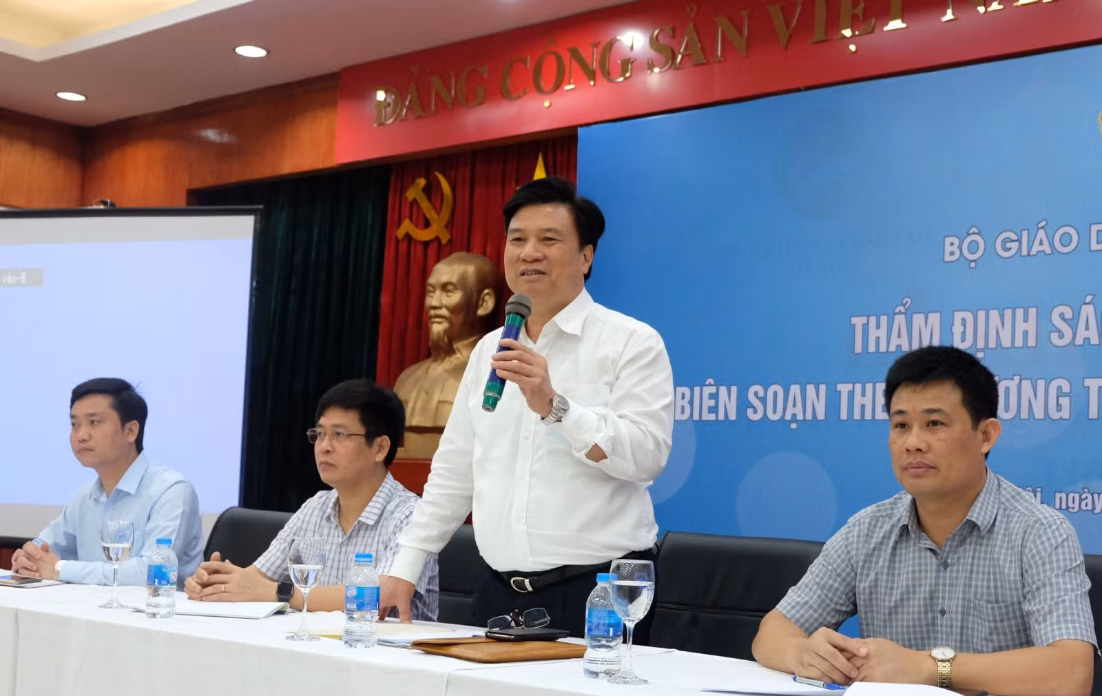 Chú thích ảnh