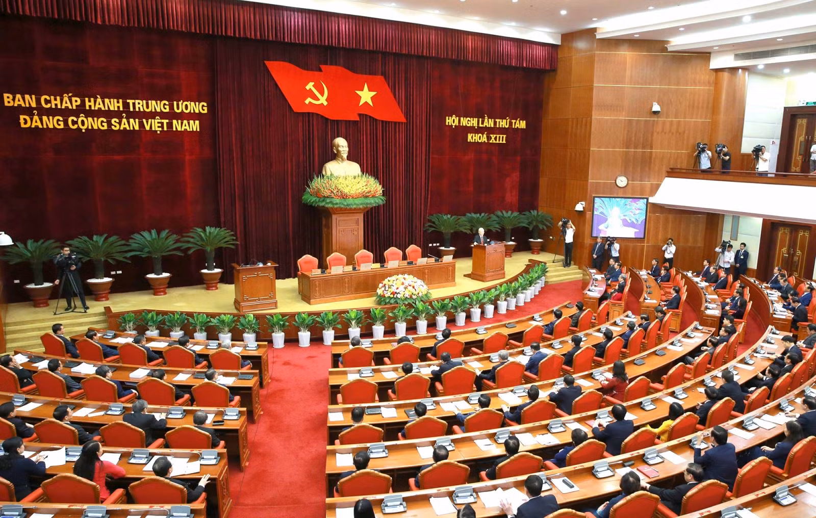 Quang cảnh phiên khai mạc Hội nghị lần thứ 8 Ban Chấp hành Trung ương Đảng, khóa XIII.