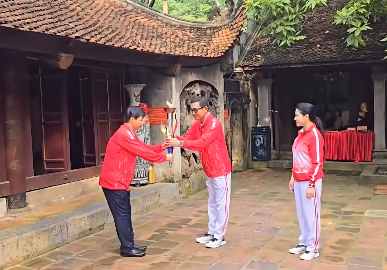 Chú thích ảnh
