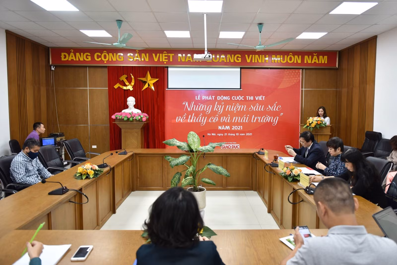 Chú thích ảnh