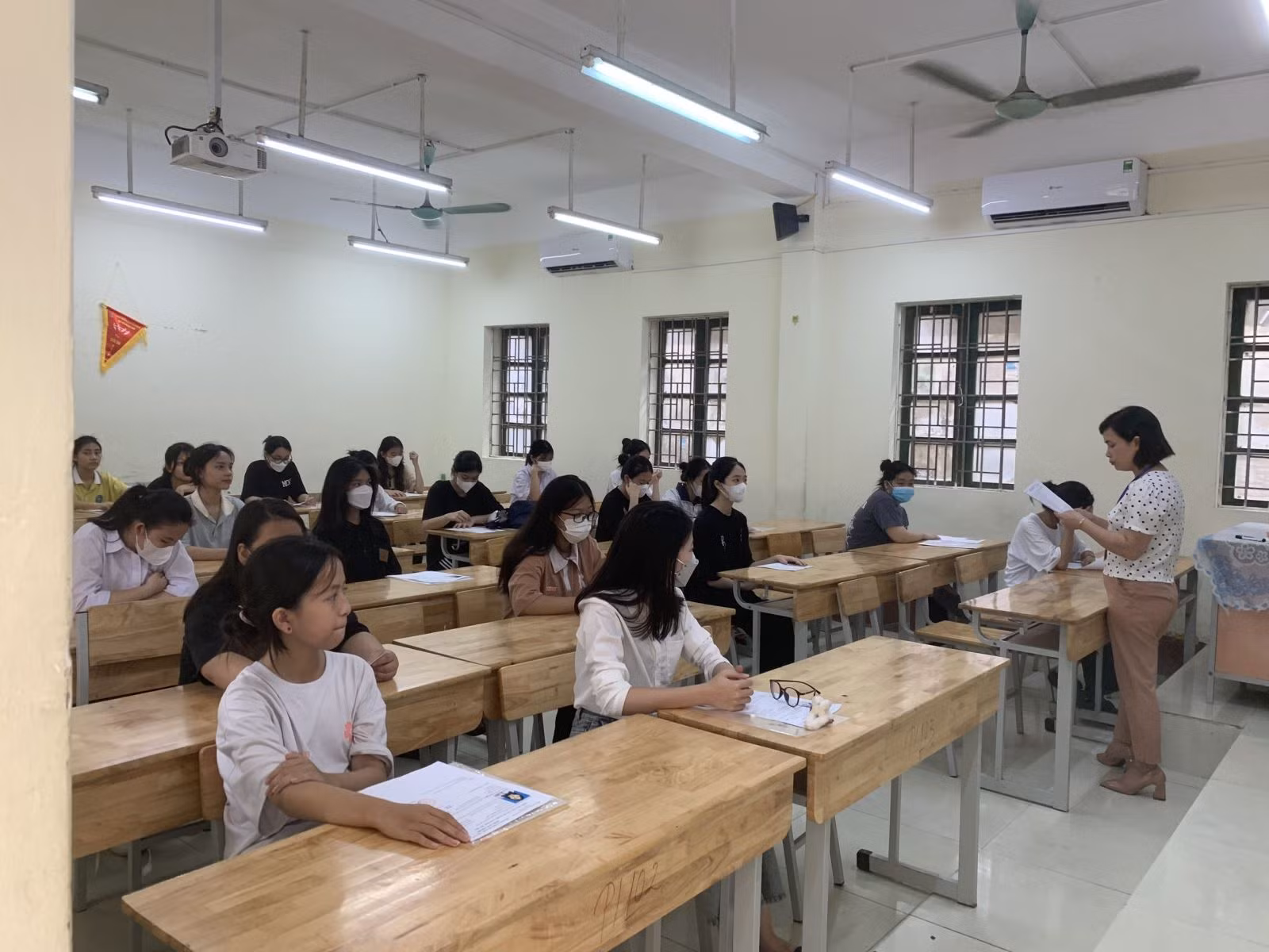 Chú thích ảnh