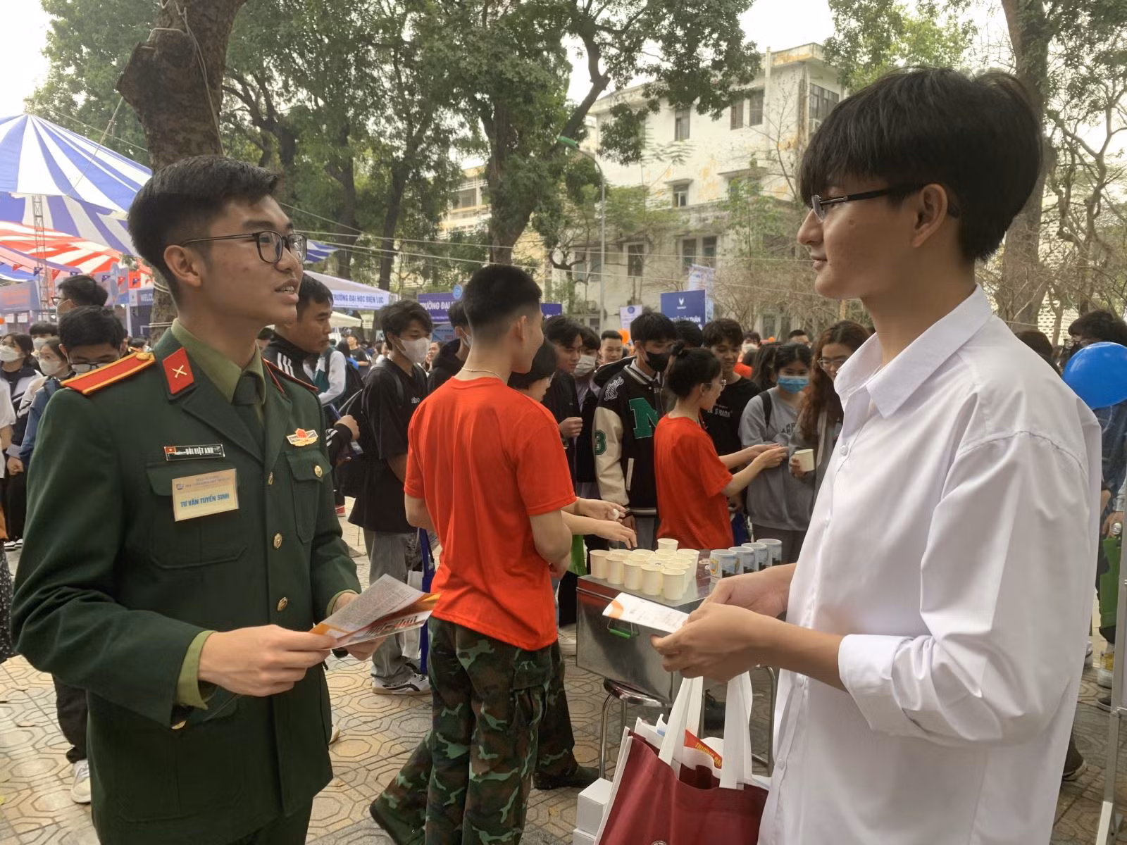 Chú thích ảnh