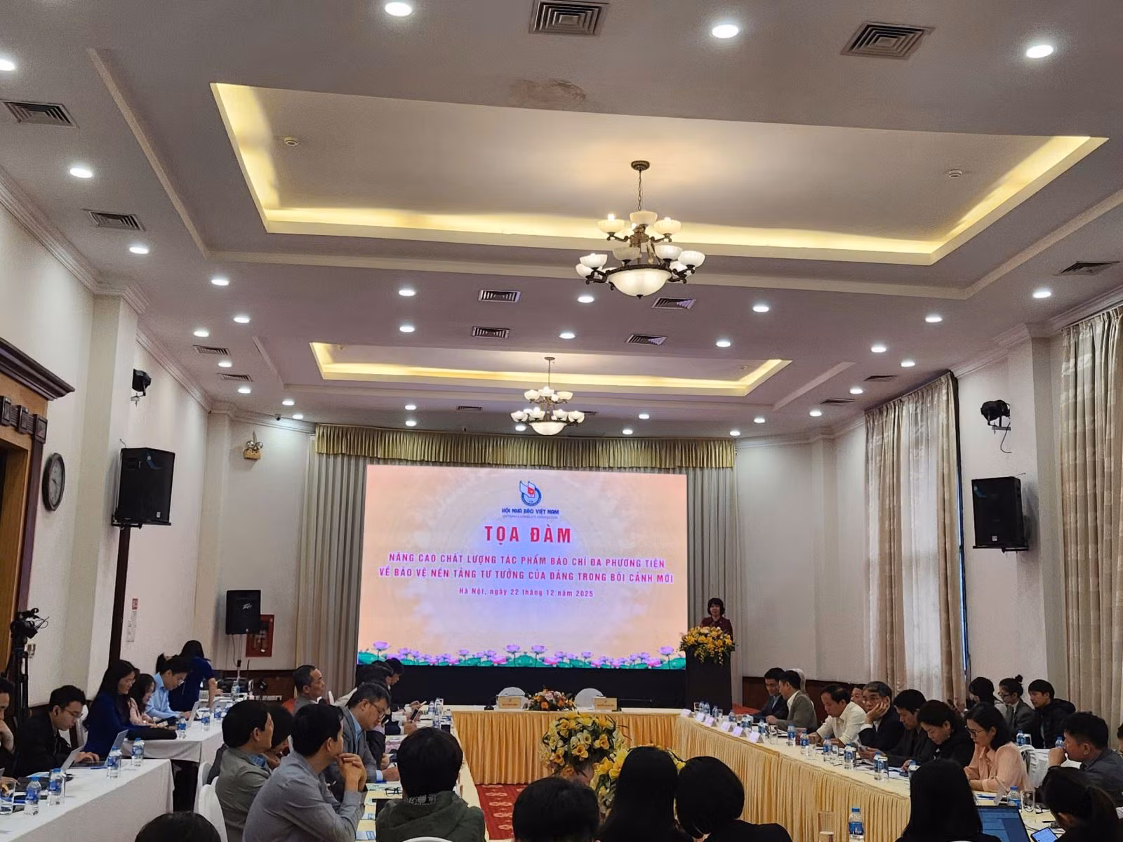 Chú thích ảnh