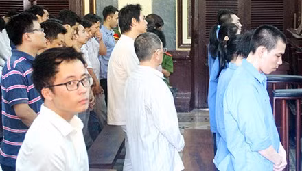 Tuyên án 44 bị cáo trong đường dây đánh bạc M88 ảnh 1