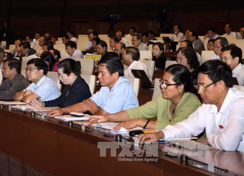 Quốc hội đặt chỉ tiêu tăng trưởng GDP 6,7% năm 2016 ảnh 2