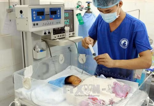 Nâng độ tuổi trẻ em đến dưới 18 tuổi phù hợp với pháp luật hiện hành ảnh 1