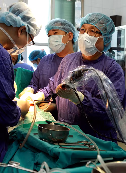 Bệnh viện Việt Đức - Bệnh viện hạng đặc biệt đầu tiên về ngoại khoa ảnh 2