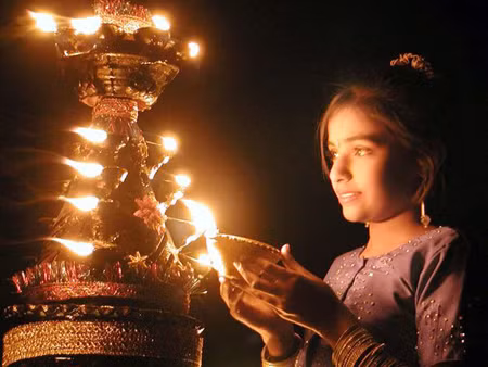 Tết Diwali-chông chênh nỗi nhớ một miền đất Ấn ảnh 1
