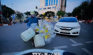Manh mún tái chế chất thải nhựa