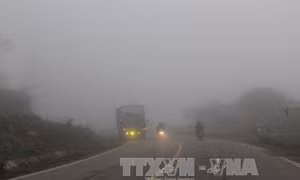Bắc Bộ sáng có sương mù, Nam Bộ nắng mạnh 