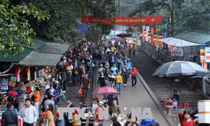 Tệ nạn cờ bạc, mê tín dị đoan tại lễ hội Chùa Hương tiếp tục được chấn chỉnh