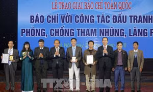 Phát huy hơn nữa vai trò báo chí trong đấu tranh phòng, chống tham nhũng, lãng phí