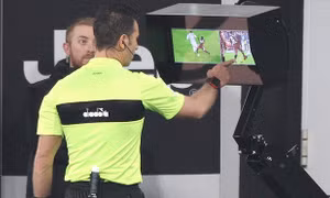 WORLD CUP 2018: HLV Lê Thụy Hải: 'Tôi không thích công nghệ VAR' 