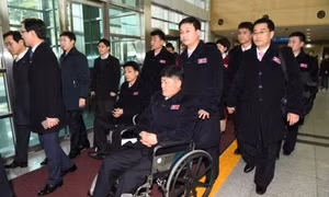 Paralympic PyeongChang 2018: Phái đoàn Triều Tiên đến Hàn Quốc