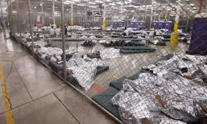 Thủ tướng Anh bức xúc vì chính sách ‘nhốt trẻ vào lồng sắt’ của Trump