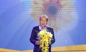 Phó Thủ tướng Trương Hòa Bình dự lễ tuyên dương 'Sinh viên 5 tốt'