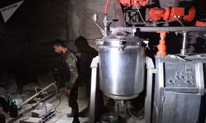 Bên trong phòng thí nghiệm hóa học của phiến quân tại Syria